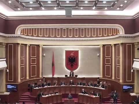 GJYQTARET JANE TE PAPREKSHEM EKSPERTI BRITANIK ROZENBERG, KLD MBAN GJALLE KORRUPSIONIN LAJM