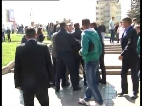 INCIDENT ME THAÇIN STUDENTET E UP SHAJNE KRYEMINISTRIN HAJDUT DHE MASHTRUES LAJM