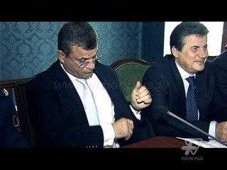 Oktapod - Arbeni blu, Arbeni roze, Arbeni blu - Vizion Plus - Editorial