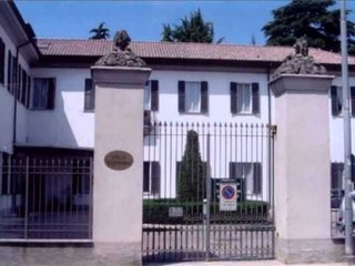 DENOHET BERLUSCONI DO PUNOJE 1 DITE NE JAVE NGA 4 ORE RRESHT NE NJE AZIL NE MILANO LAJM