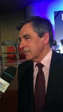 François Fillon pleinement mobilisé pour les régionales : Réunion publique à Auxerre