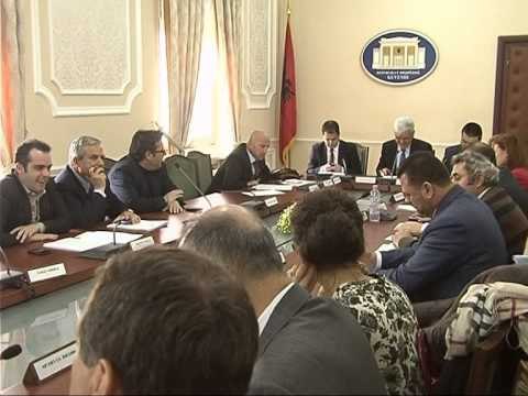 NDRYSHON LIGJI PER ILDKP PROPOZIMI I KANDIDATIT I HIQET PRESIDENTIT DHE I KALON KUVENDIT LAJM