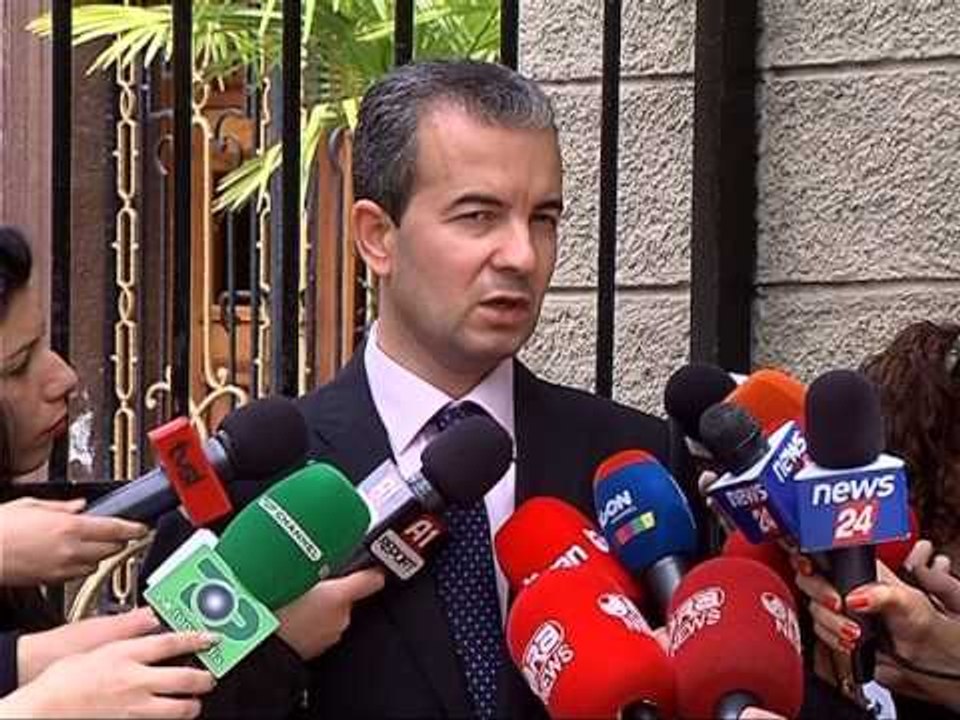 REFORMA TERRITORIALE QEVERIA NIS PUNEN E VETME DHE BRAKTISET NGA OPOZITA LAJM