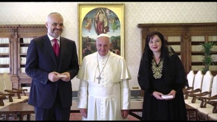 RAMA PRITET NGA PAPA FRANCESKU