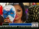 Ek Tha Raja Ek Thi Rani 26th November 2015 Gayatri Ko Zinda Dekh Kar Rajmata Ko laga Jatka