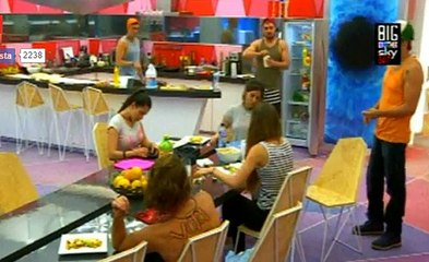 Sargento,tatuaje a Danielle 4 d 4 Nov 2015