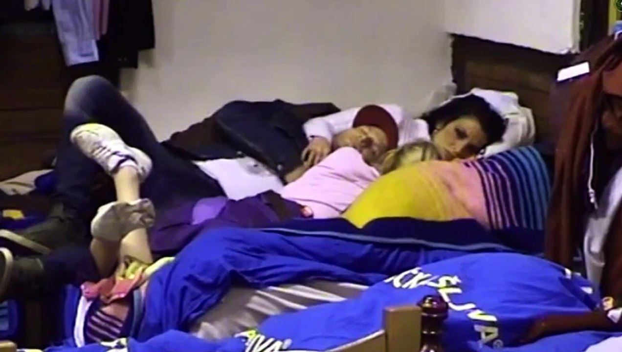 Farma 6 | Kiki se zaletio na Radeta - izbacen sa Farme! [26. 11. 2015.]