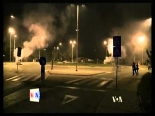 PERLESHJE NE SHKUP 27 TE ARRESTUAR PAS PERLESHJEVE MES MAQEDONASVE E SHQIPTAREVE LAJM