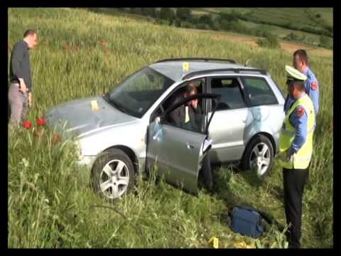 AKSIDENTOHEN MATURANTET MAQELLARE,VDES VAJZA 18 VJECARE,SHOFERI ISHTE PA PATENTE LAJM
