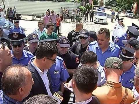 ISH TE PERNDJEKURIT NE GREVE TENDA E URISE VENDOSET PARA PARLAMENTIT,PD I MBESHTET LAJM