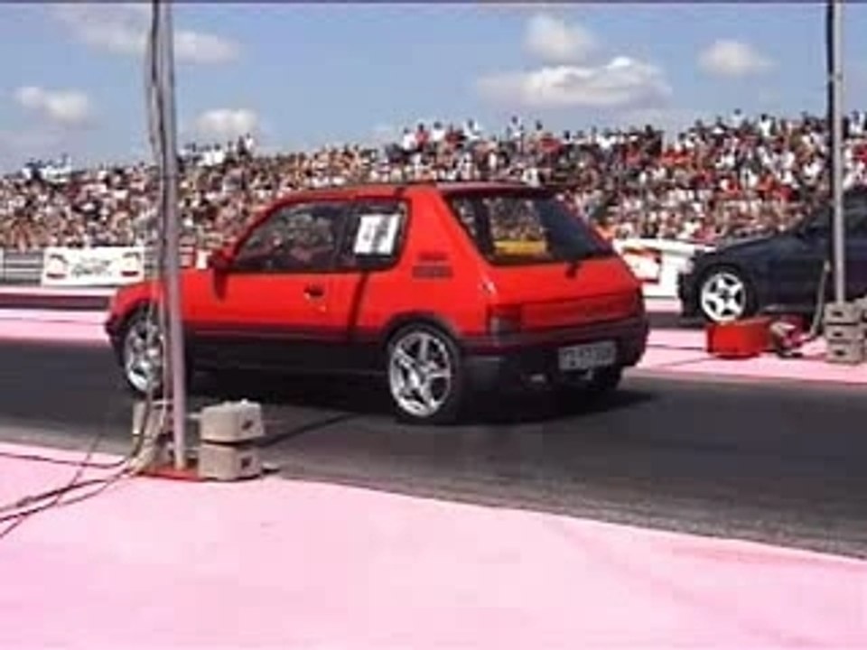 Peugeot 205 Gti(tct?) Vs Ford Escort  Cosworth
