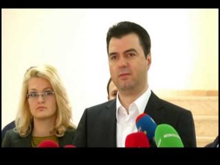 FESTA E 1 QERSHORIT BASHA VIZITON SHKOLLEN "EQEREM ÇABEJ",PREMTON INVESTIME LAJM