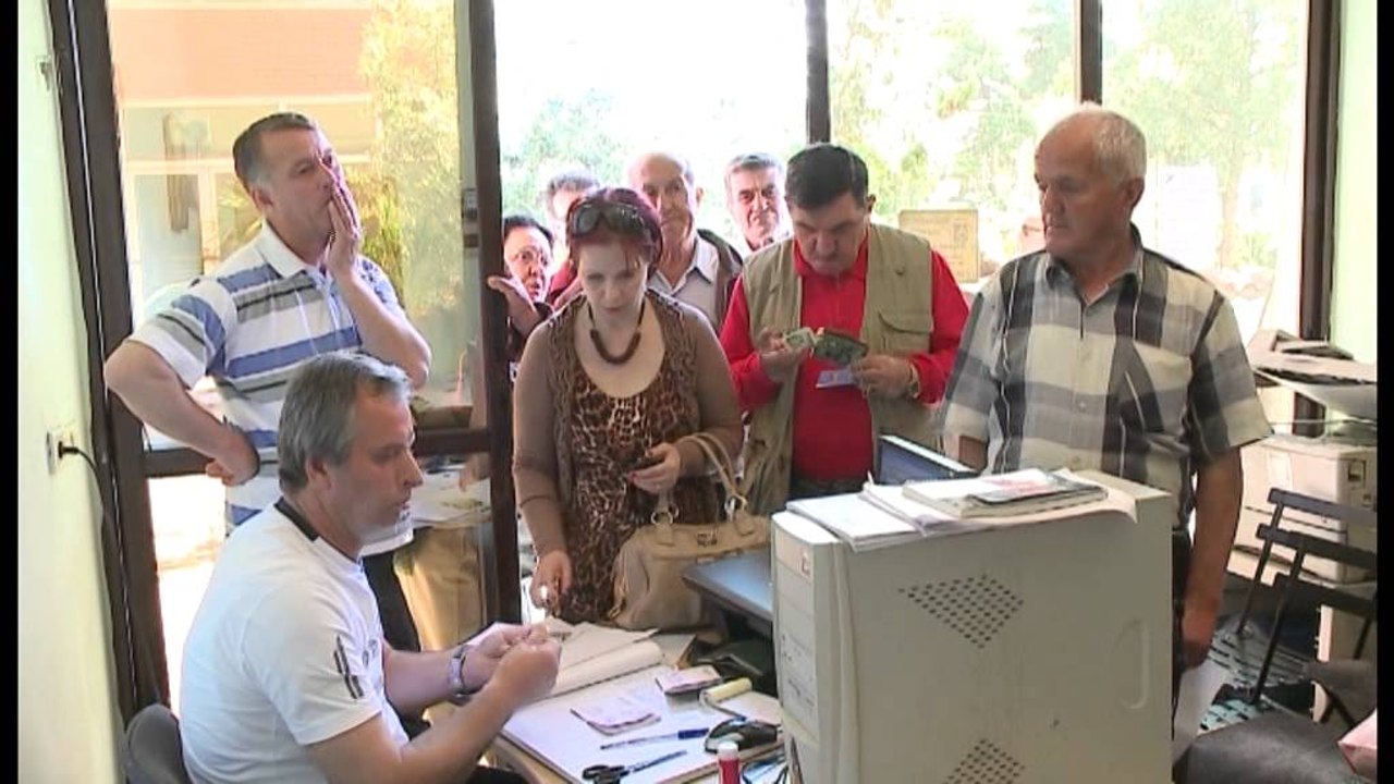 EDHE INVALIDET PARALAJMEROJNE PROTESTA