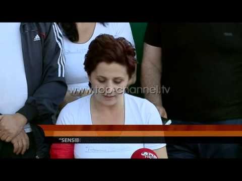 Mbyllet greva e të larguarve nga puna - Top Channel Albania - News - Lajme
