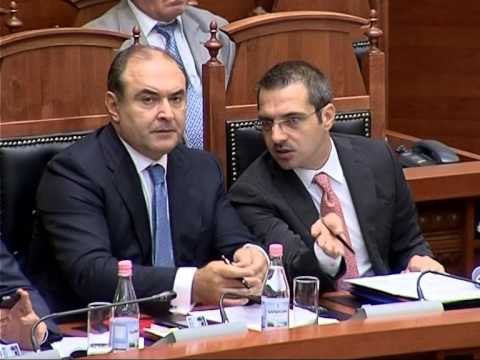 OPOZITA AKUZA ILIR METES, “KREU I KUVENDIT NA PERJASHTOI DHE TANI BEN PROPAGANDE” LAJM