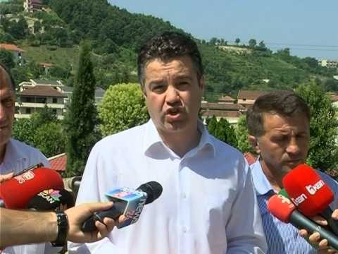 HIQEN 16 BUNKERE EDHE DY MUAJ VENDE TE LIRA TEK VARREZAT E SHARRES NE TIRANE LAJM