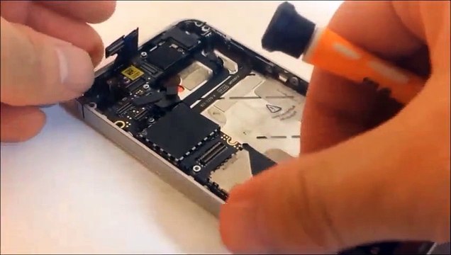 007 iPhone 4 CDMA Disassembly - Cellphone Repairing Course