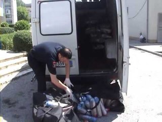 AKSIONI NE GJIROKASTER SEKUESTROHET 500 KG MARIJUANE NE NJE FURGON,IKEN TRAFIKANTI LAJM