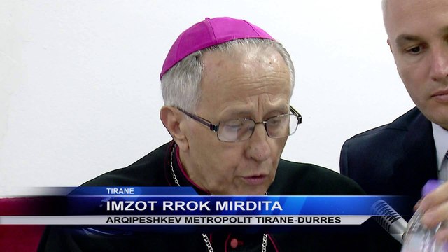 PAPA FRANÇESKU : ME 21 SHTATOR DO TE VIZITOJE SHQIPERINE