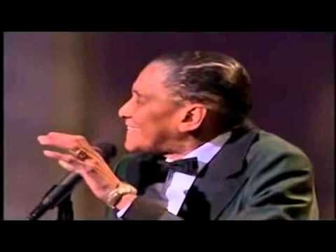 SHUHET KENGETARI ZERI I JAZZIT JIMMY SCOTT NDAHET NGA JETA NE MOSHEN 88 VJEÇARE LAJM