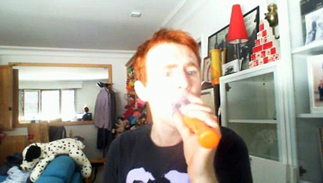 Wiwi égratigne young blood de Sophie Ellis Bextor