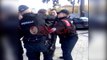 Tirane, Ish-të përndjekurit politikë përplasen me policinë para Parlamentit