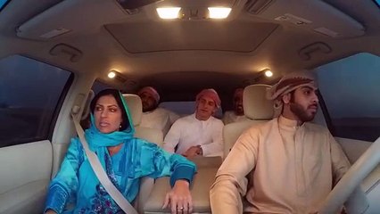 Tentou pregar uma partida à mãe num passeio de Suv na Arábia mas rápido se arrependeu!