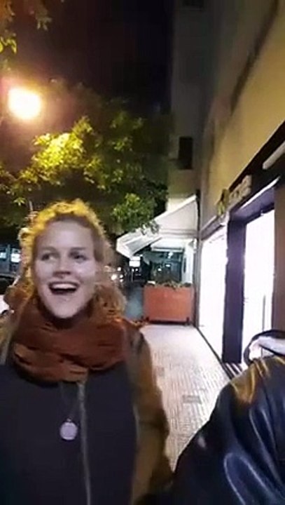 Waqar Zaka Flirting With Foreign Girls