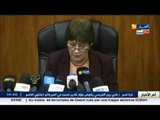 وزيرة التربية نورية بن غبريط تشرف على مراسيم توقيع الميثاق الأخلاقي التربوي مع جميع نقابات القطاع