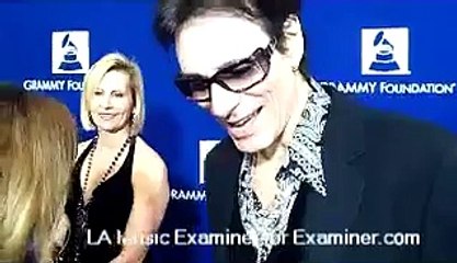 LA Music Examiner Interview: Steve Vai at 2012 Grammy Foundation Event