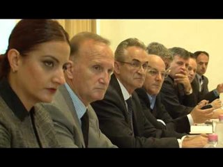 Lajme - Agjensia kundër korrupcion debat në Gjakovë
