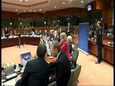 A DO VOTOHET APO JO JUNKER KRYEMINISTRI BRITANIK KAMERUN KUNDER NJE BE FEDERALE LAJM