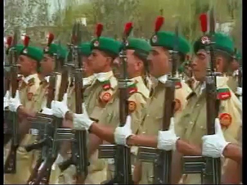 Allah se Darnay Walay Dartay Nahi Aur Kisi Se - Pak Army Song