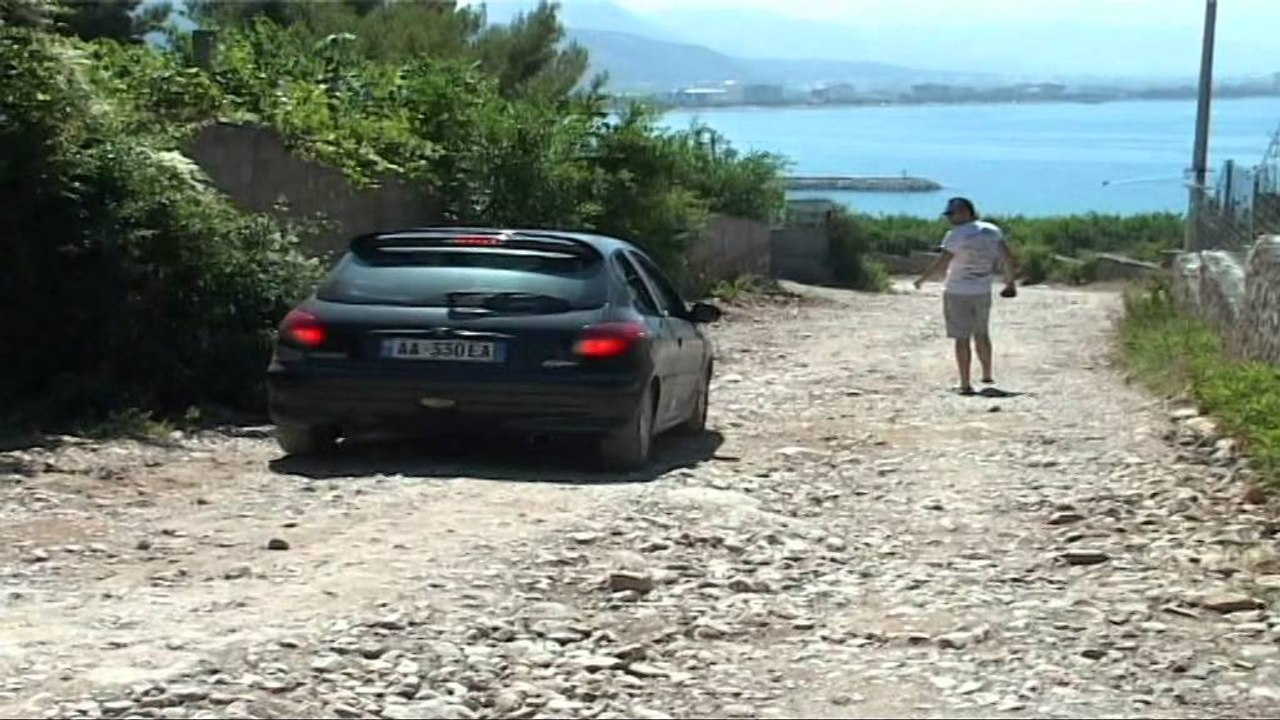 MINISTRIA E MBROJTJES U MBYLL DEREN TURISTEVE