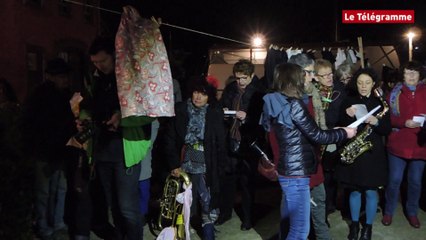 Douarnenez. Des jupons dans le vent contre la violence