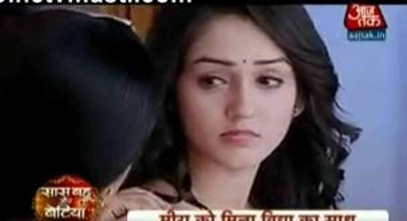 Meera Ne Liya Dharam Se Alag Rehne Ka Faisala 26th November 2015 Saath Nibhaana Saathiya