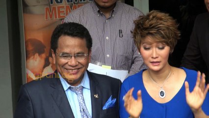 Benarkah Suami Inul Daratista Depresi?