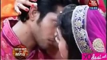 Swaragini 26th november 2015 Ragini ko samne dekh kar Lakshya ko nahi raha khud par Kaabu aur liya uuse Baahon mein