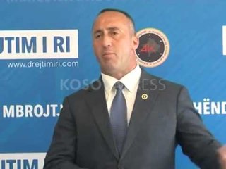 FLET HARADINAJ PERAFROHEN QENDRIMET ME PAKICAT JO SERBE DHE VETEVENDOSJEN LAJM