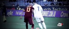 Cristiano Ronaldo gets angry with Gareth bale for not passing the ball during Real Madrid v Roma