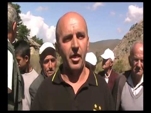 PROTESTA NE RRAJCE BANORET KERKOJNE QE UJI I PIJSHEM TE MOS PERDORET NGA LAVAZHOT LAJM