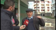 Ujërat e zeza në Durrës, Banorët e lagjes 13: Kanalet të dëmtuara, po thyejmë këmbët në puseta