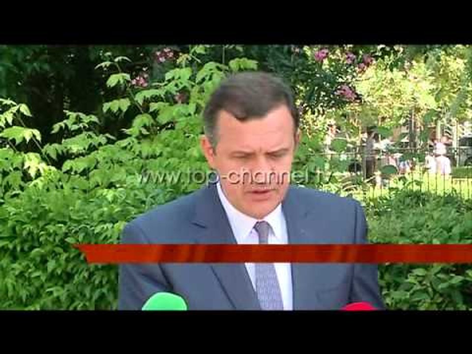`Hetim` kostos së lartë të ilaçeve - Top Channel Albania - News - Lajme