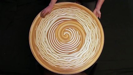 Sand patterns and techno music