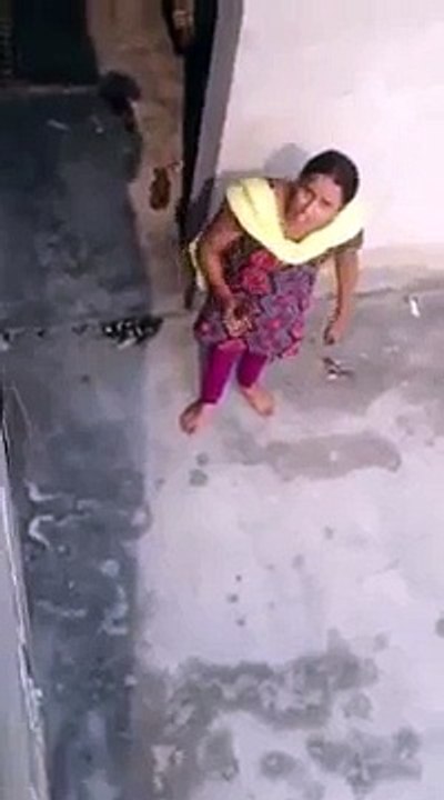 larki ka drama check karain