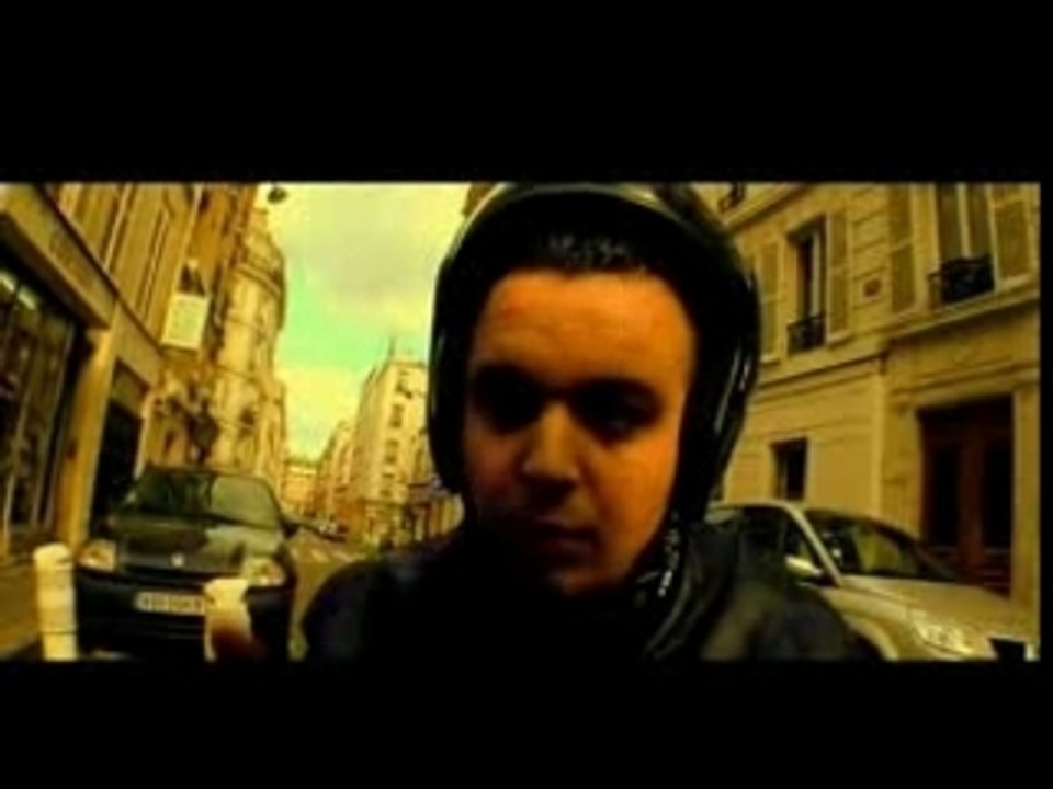 FLYNT - 1 pour la plume