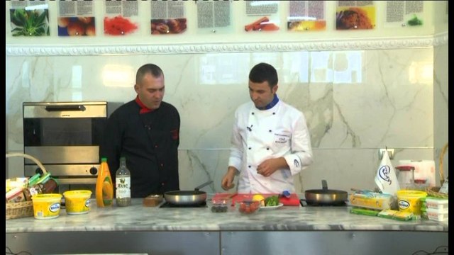 Receta e ditës në Ditë e Re: Fileto peshku me perime - Ora News