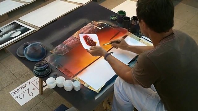 Amazing Street Art - Spray Painting