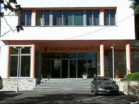 AVOKATI I POPULLIT TOTOZANI “KUNDER GJOBAVE NE KUFI, KESHTU SHKELEN TE DREJTAT E NJERIUT” LAJM