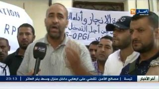 سيدي بلعباس : عمال وحدة الانجاز و التسيير العقاري في وقفة احتجاجية
